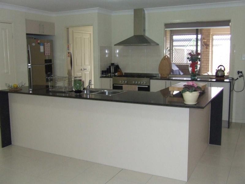 2 Nadia Place, Morayfield QLD 4506