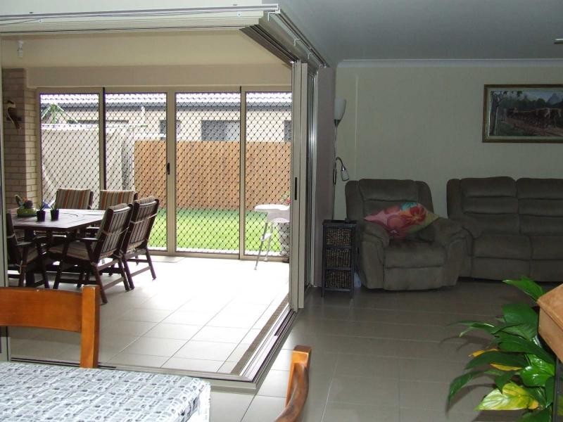 2 Nadia Place, Morayfield QLD 4506