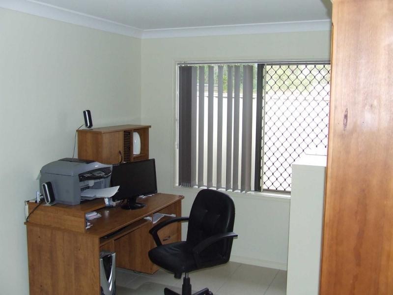 2 Nadia Place, Morayfield QLD 4506