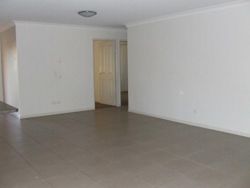 10 Woodrose Road, Morayfield QLD 4506