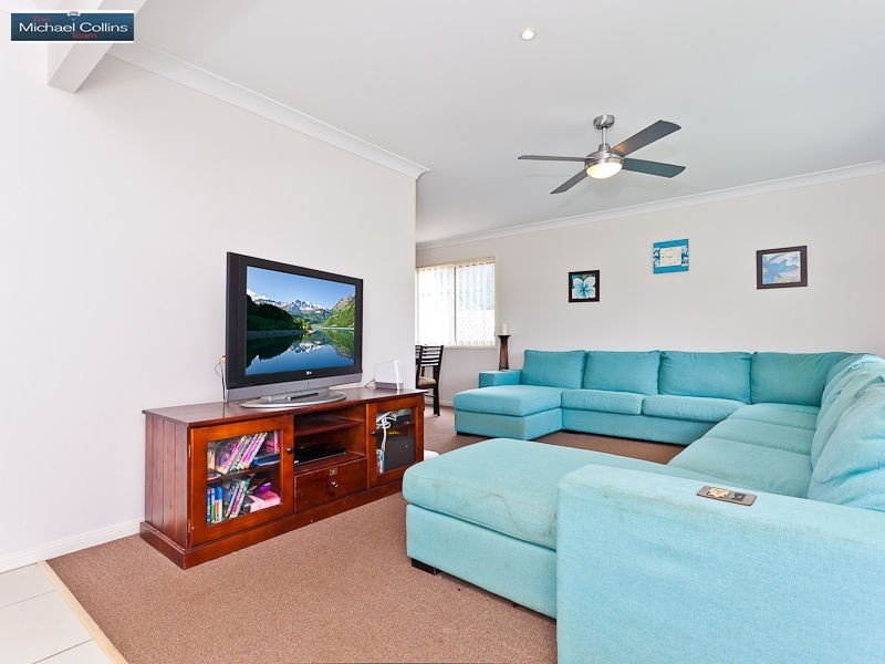 4 Fernbrook Drive, Morayfield QLD 4506