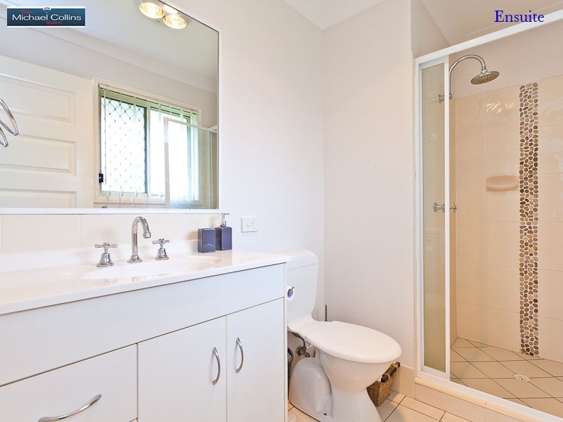 4 Fernbrook Drive, Morayfield QLD 4506