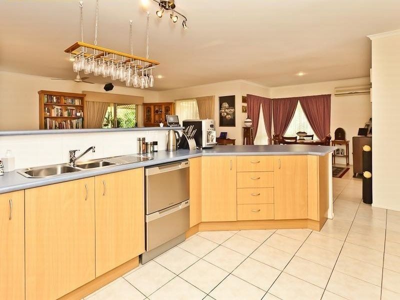 2 Incline Place, Narangba QLD 4504