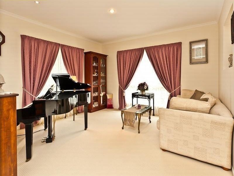 2 Incline Place, Narangba QLD 4504