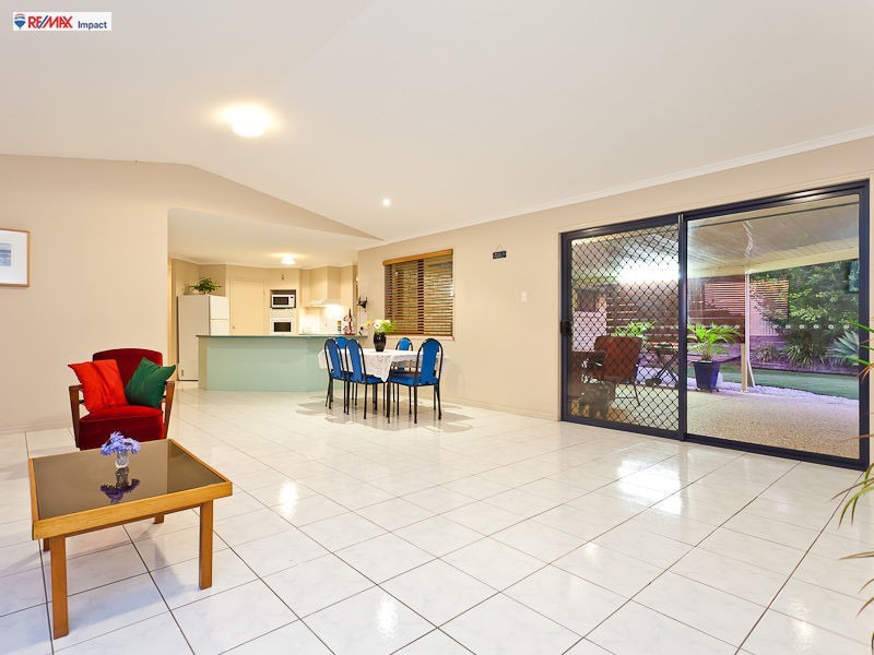 8 Sommerset Court, Narangba QLD 4504