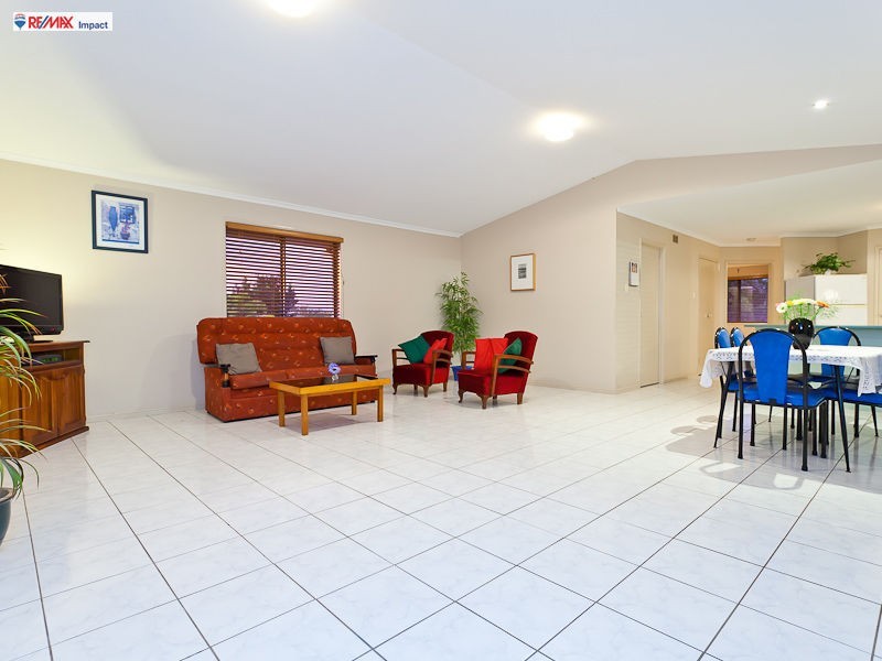 8 Sommerset Court, Narangba QLD 4504