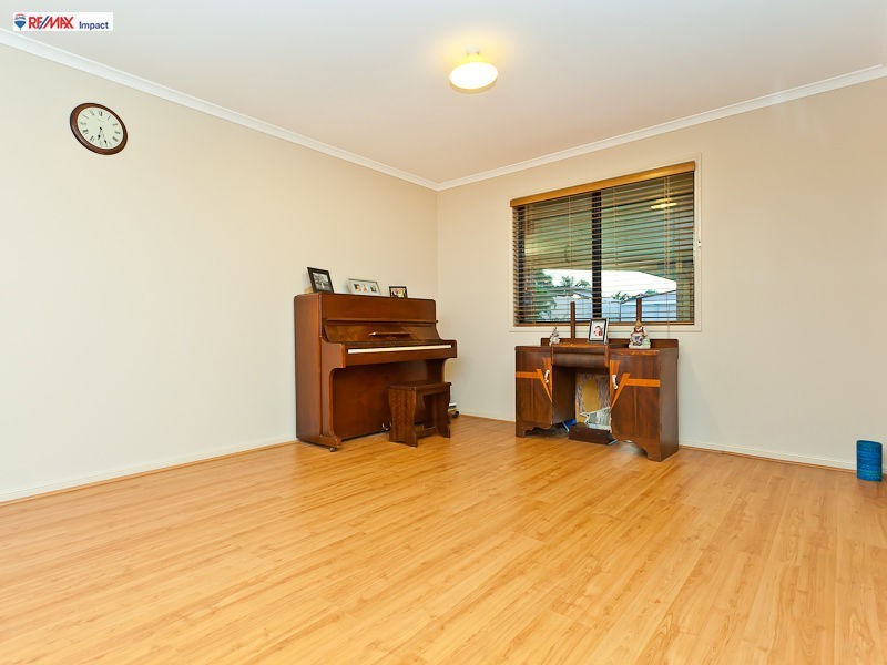 8 Sommerset Court, Narangba QLD 4504