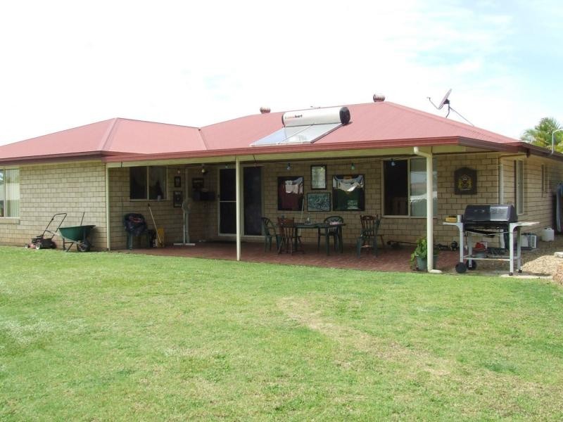 18 Rosa Court, Narangba QLD 4504