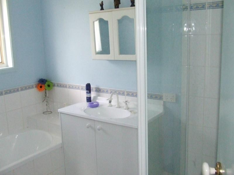 18 Rosa Court, Narangba QLD 4504