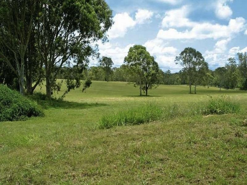 31 Springflats Court, Moorina QLD 4506