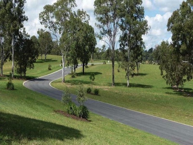 31 Springflats Court, Moorina QLD 4506