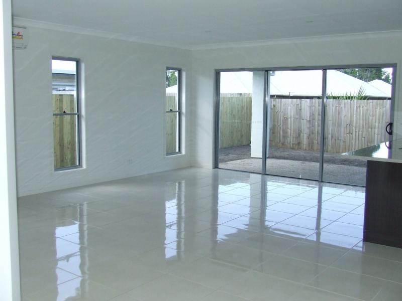 111 Central Green Drive, Narangba QLD 4504