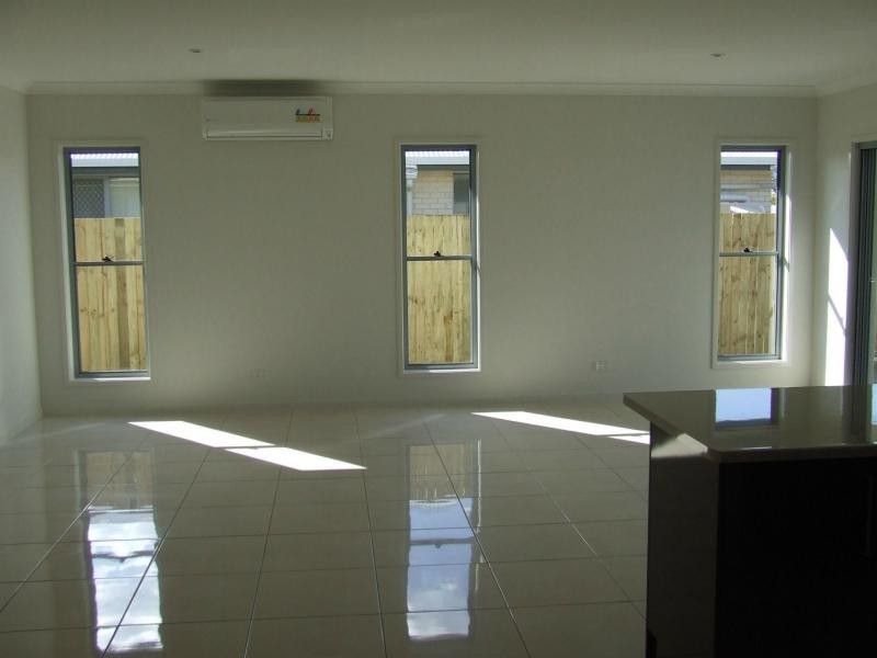 111 Central Green Drive, Narangba QLD 4504