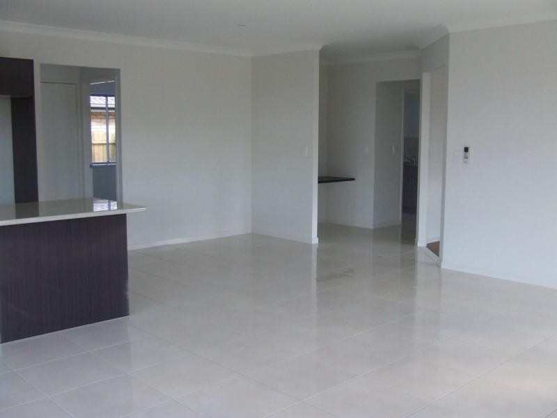 111 Central Green Drive, Narangba QLD 4504