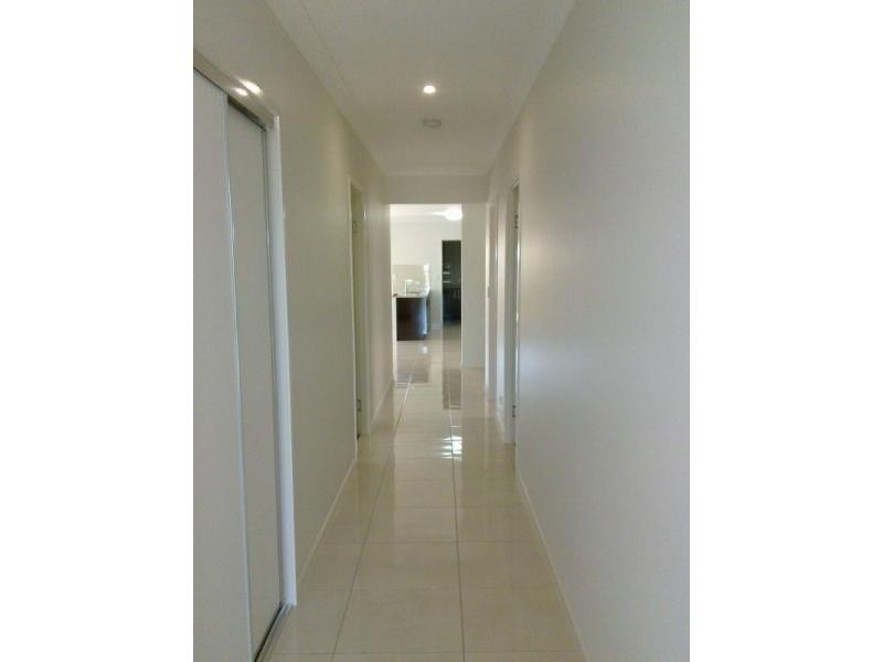 111 Central Green Drive, Narangba QLD 4504