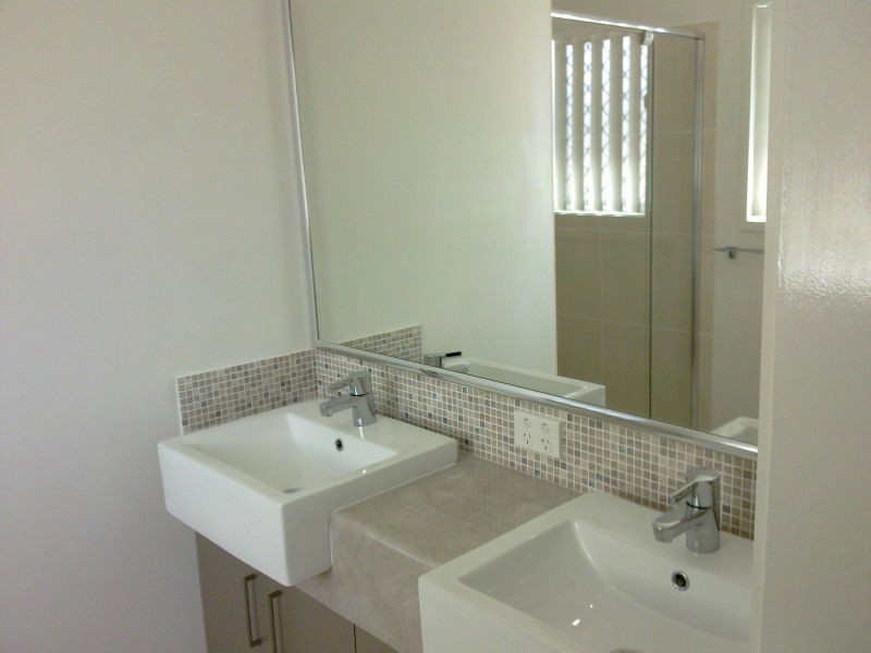 111 Central Green Drive, Narangba QLD 4504