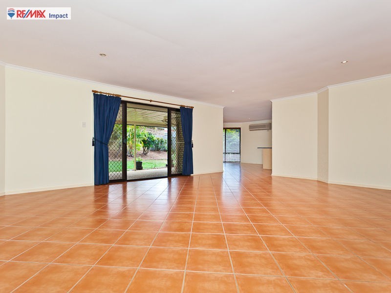 28 Palmer Place, Narangba QLD 4504