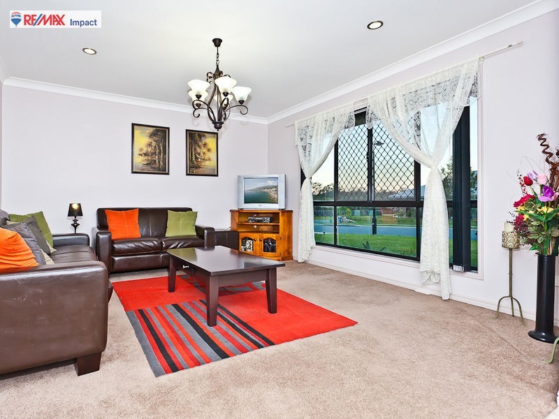 9 Ashbrook Drive, Morayfield QLD 4506