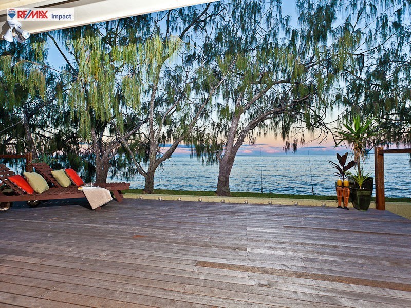 127 Biggs Avenue, Beachmere QLD 4510
