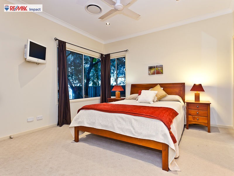 127 Biggs Avenue, Beachmere QLD 4510