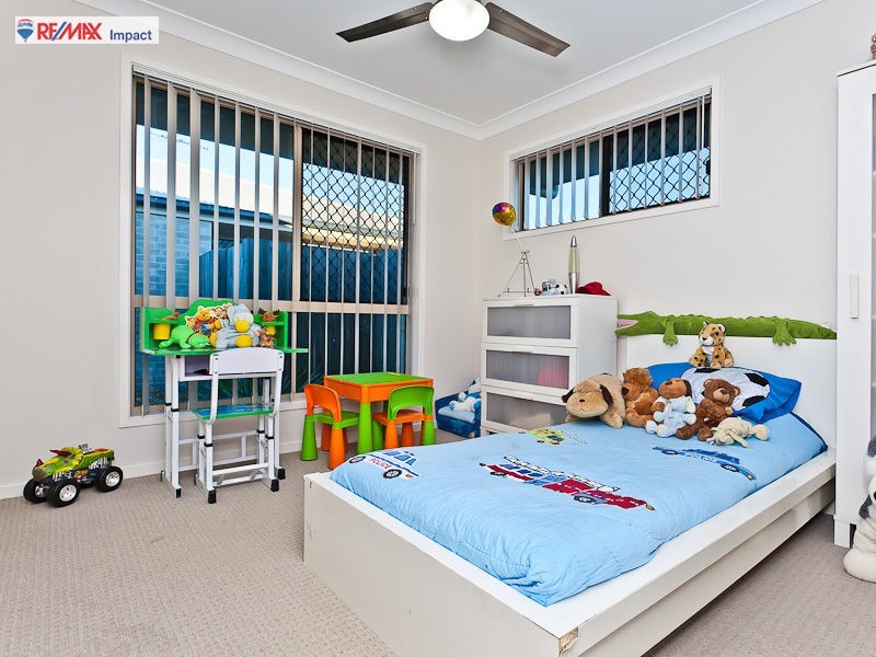 12 Second Avenue, Beachmere QLD 4510