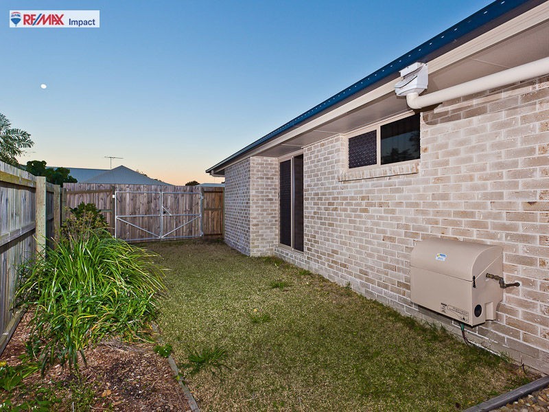 12 Second Avenue, Beachmere QLD 4510