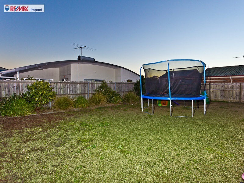12 Second Avenue, Beachmere QLD 4510