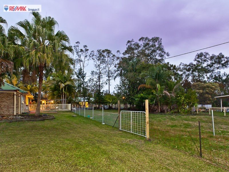 20-24 Barrington Place, Caboolture QLD 4510