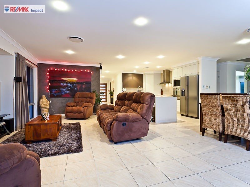 42 Coronata Crescent, Narangba QLD 4504