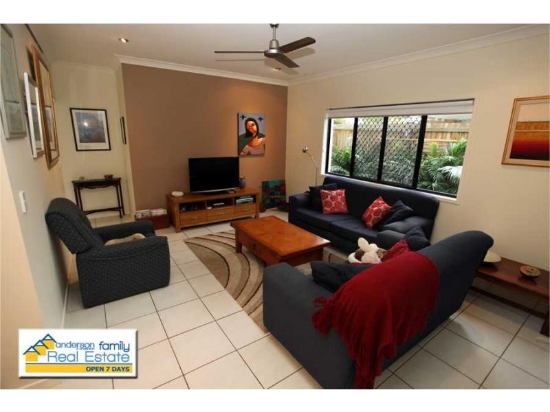 27a Mein Street, Scarborough QLD 4020