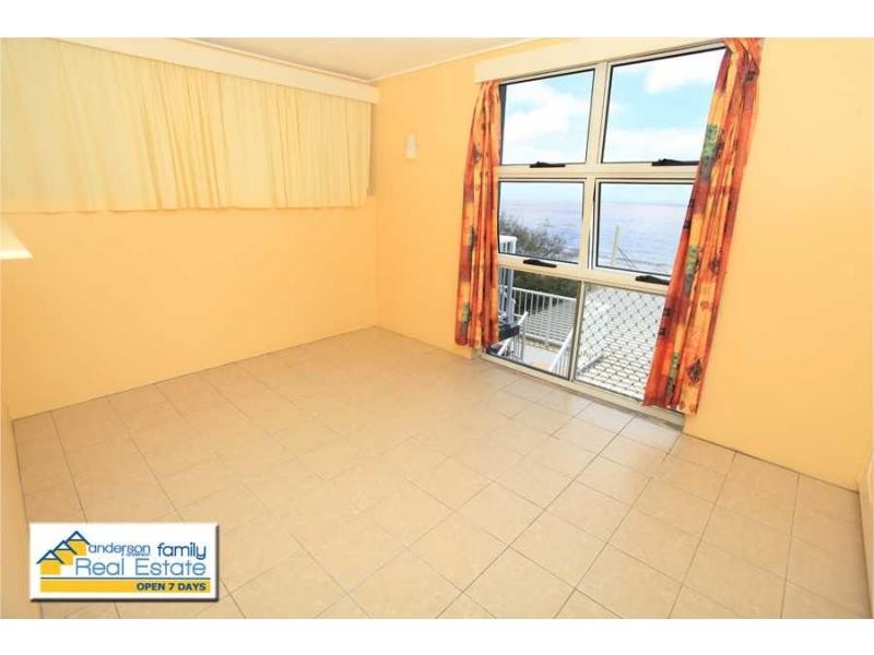 10/40 Prince Edward Parade, Redcliffe QLD 4020