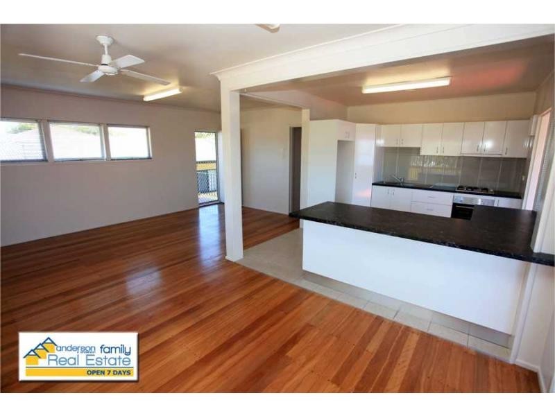 4 Davis Street, Redcliffe QLD 4020