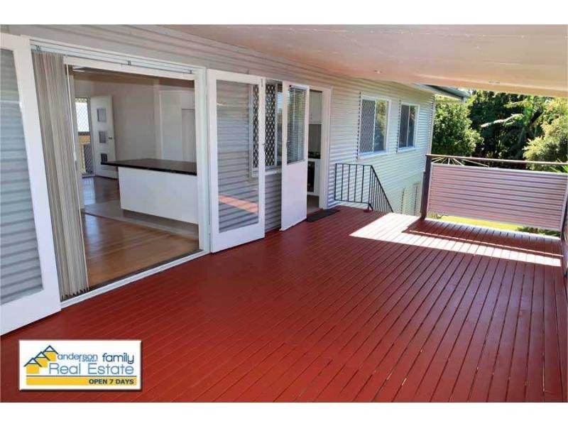 4 Davis Street, Redcliffe QLD 4020