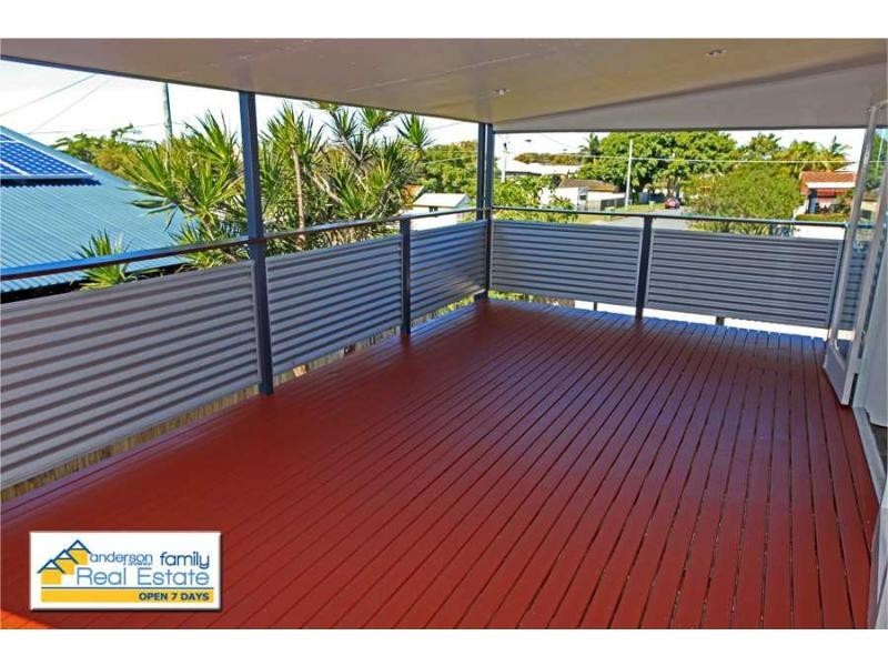 4 Davis Street, Redcliffe QLD 4020