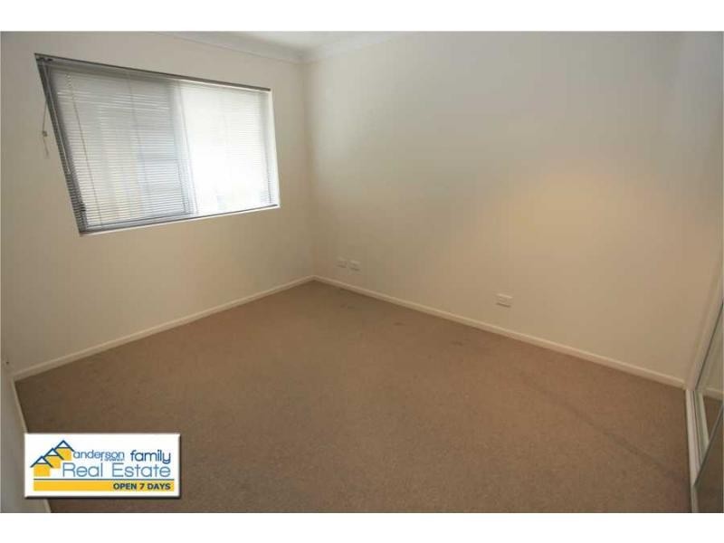 Unit 5/6 Georgina Street, Woody Point QLD 4019