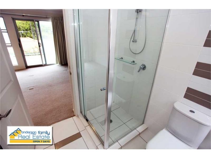 Unit 5/6 Georgina Street, Woody Point QLD 4019