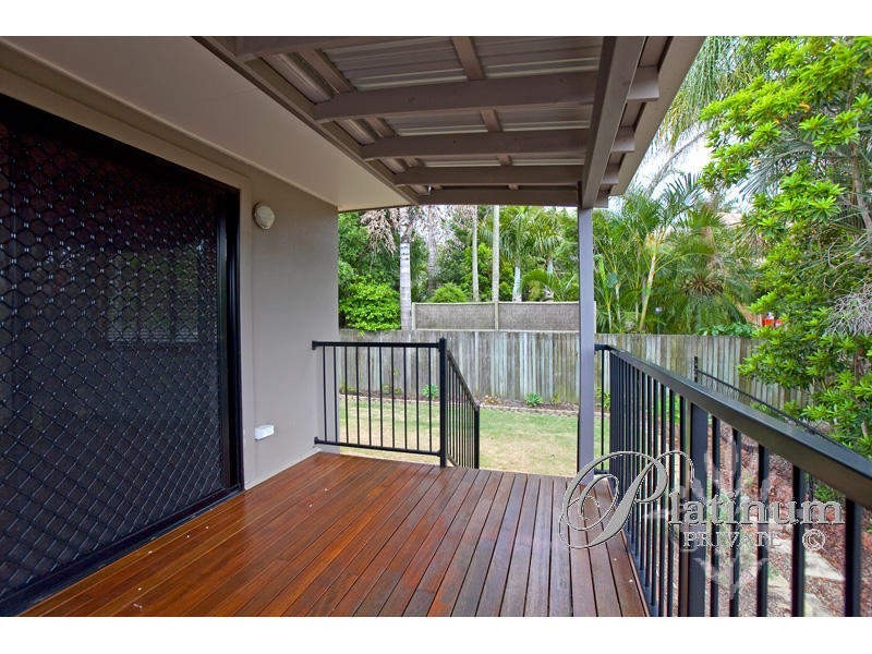 100 Cadogan Street, Carindale QLD 4152