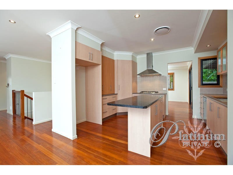 100 Cadogan Street, Carindale QLD 4152