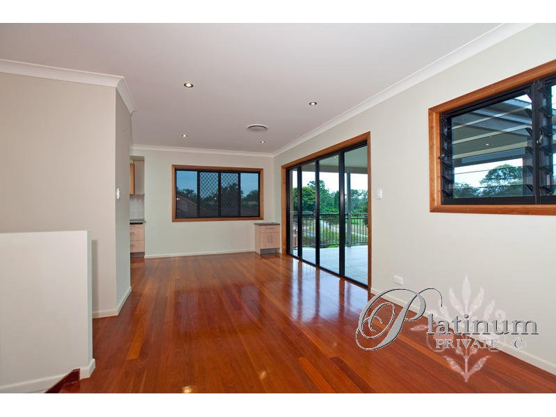 100 Cadogan Street, Carindale QLD 4152