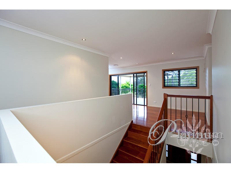 100 Cadogan Street, Carindale QLD 4152