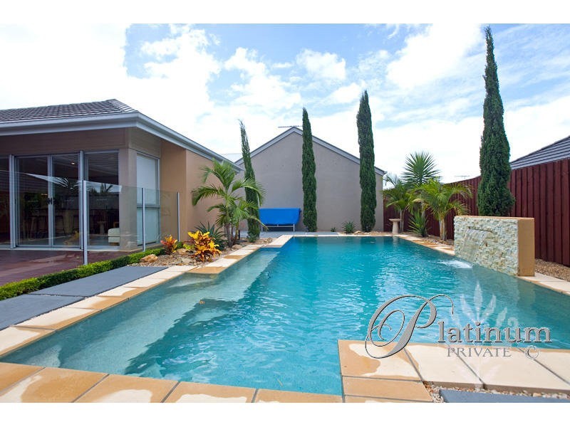 83 Mossvale Drive, Wakerley QLD 4154