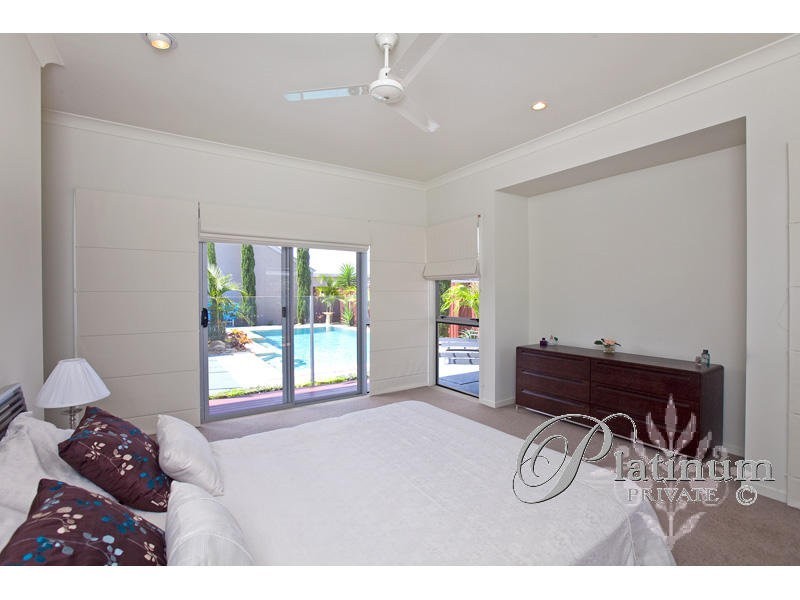 83 Mossvale Drive, Wakerley QLD 4154