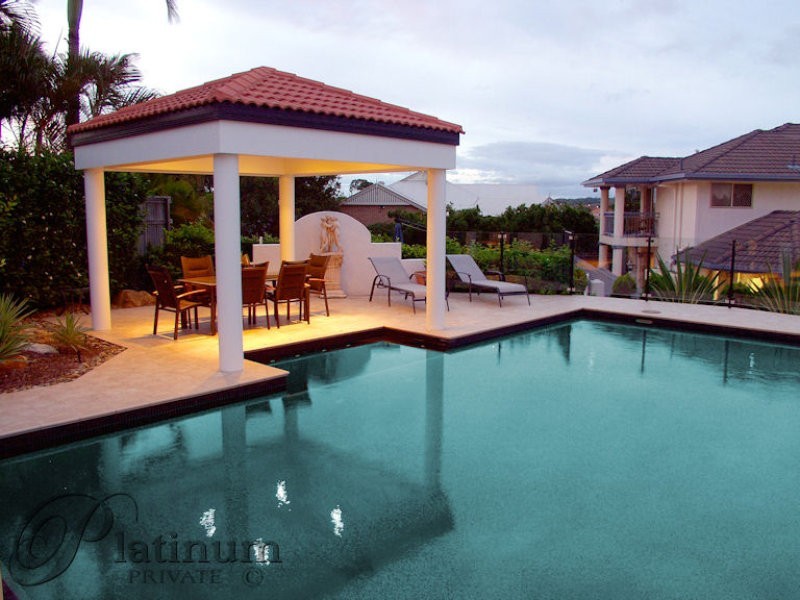 35 Holborn Crescent, Carindale QLD 4152