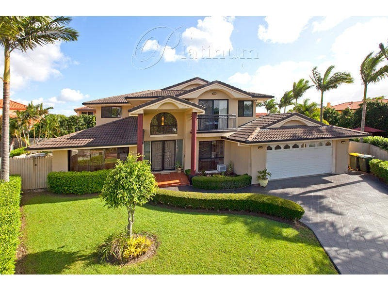 5 Duthie Court, Carindale QLD 4152