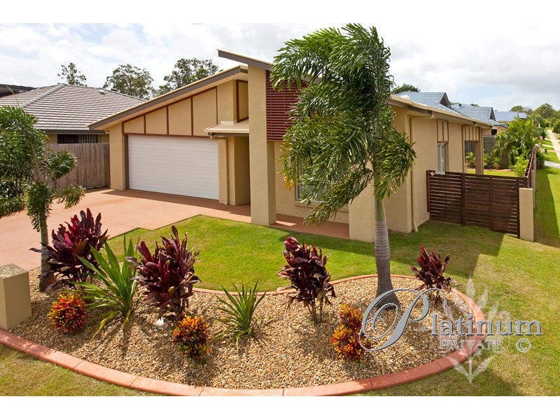 97 GORDON Crescent, Wakerley QLD 4154