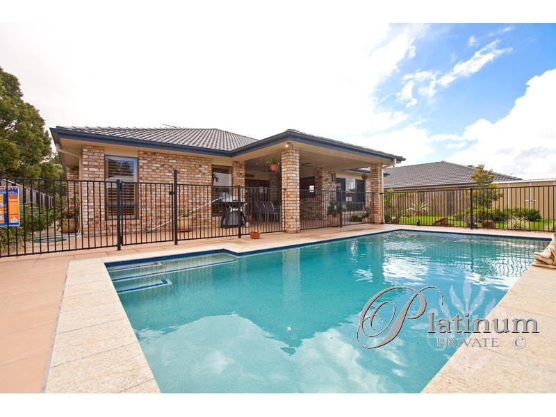 19 Blue Gum Place, Wakerley QLD 4154