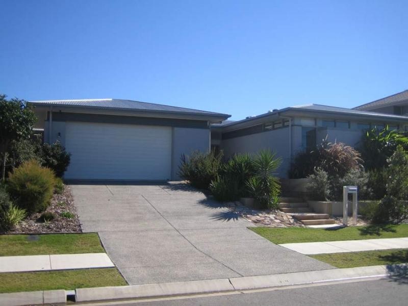 30 Brook Street, Wakerley QLD 4154