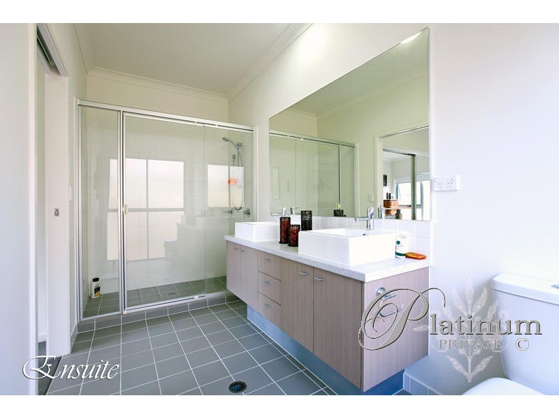 30 Brook Street, Wakerley QLD 4154