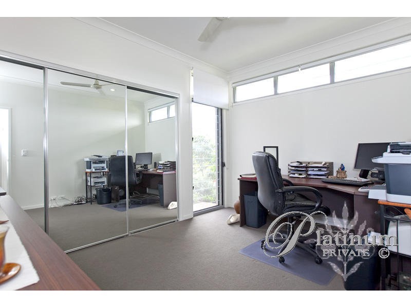 30 Brook Street, Wakerley QLD 4154
