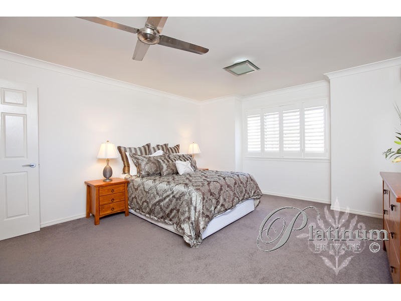 3 Duthie Court, Carindale QLD 4152